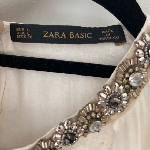 Zara Basic Cream Jeweled Collar Sleeveless Top Large - Picture 3 of 9